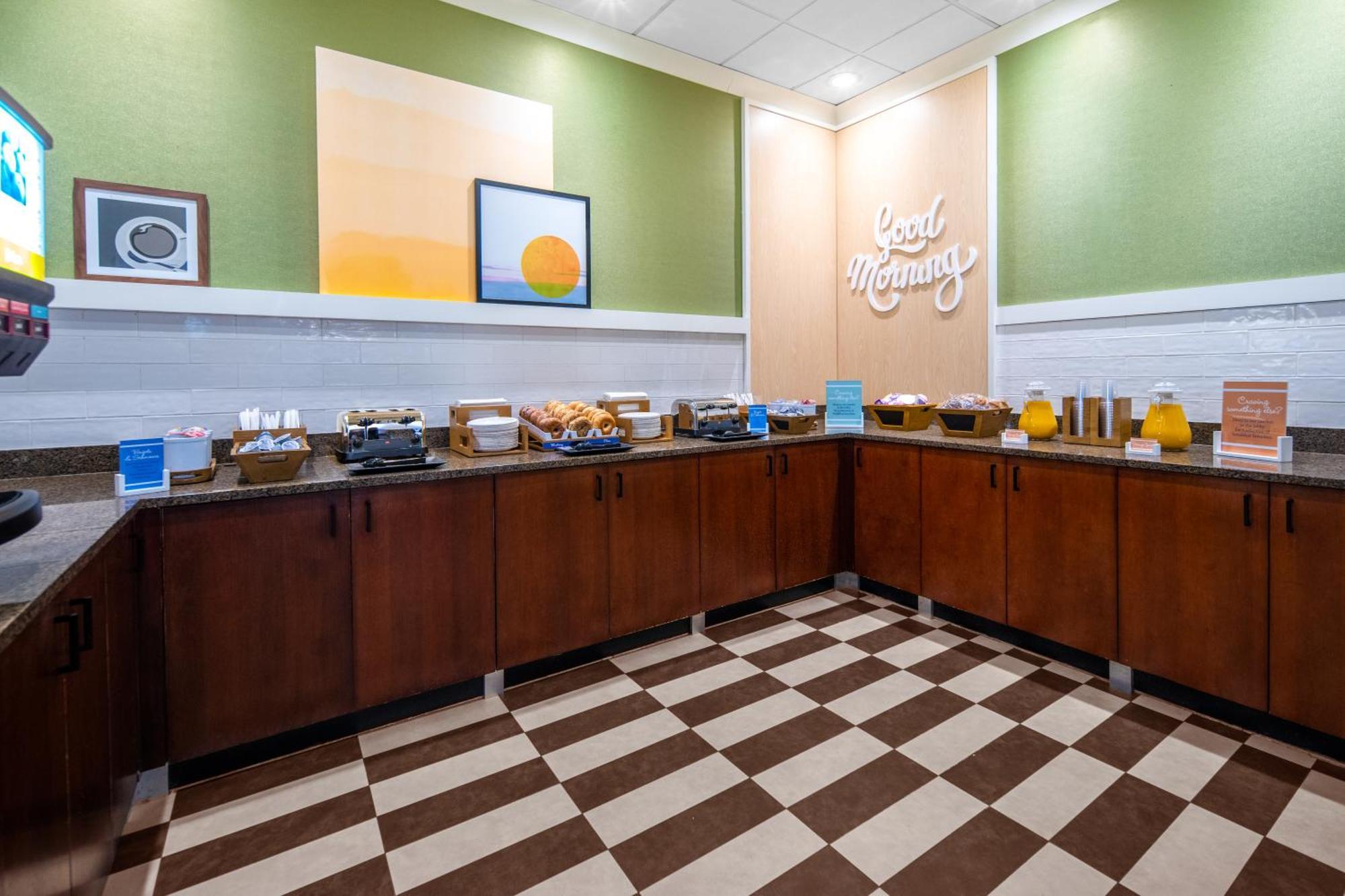 Spark By Hilton Hershey Near The Park Ngoại thất bức ảnh
