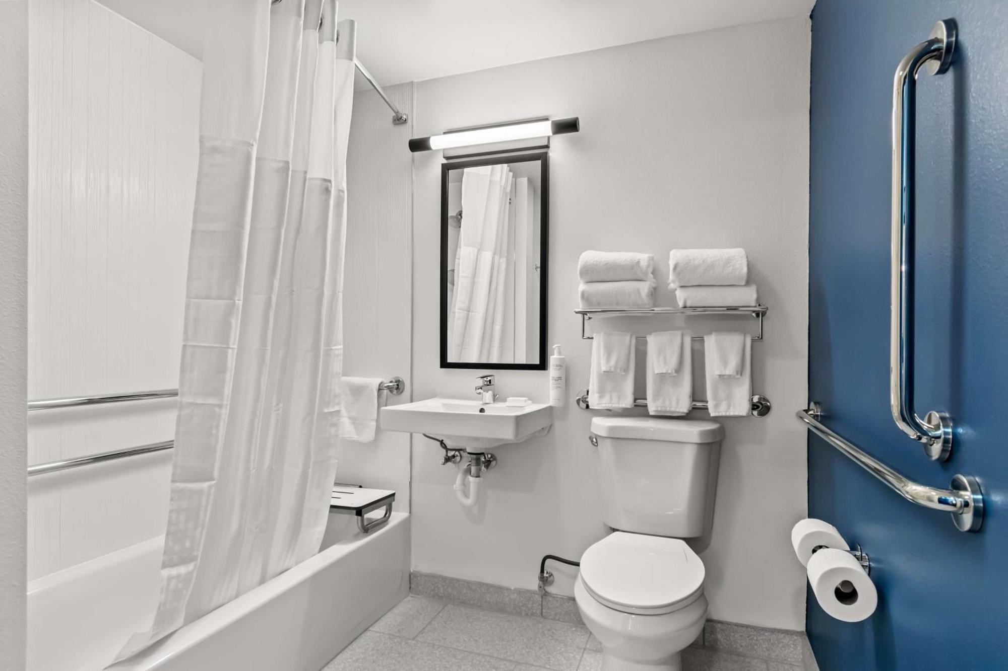 Spark By Hilton Hershey Near The Park Ngoại thất bức ảnh